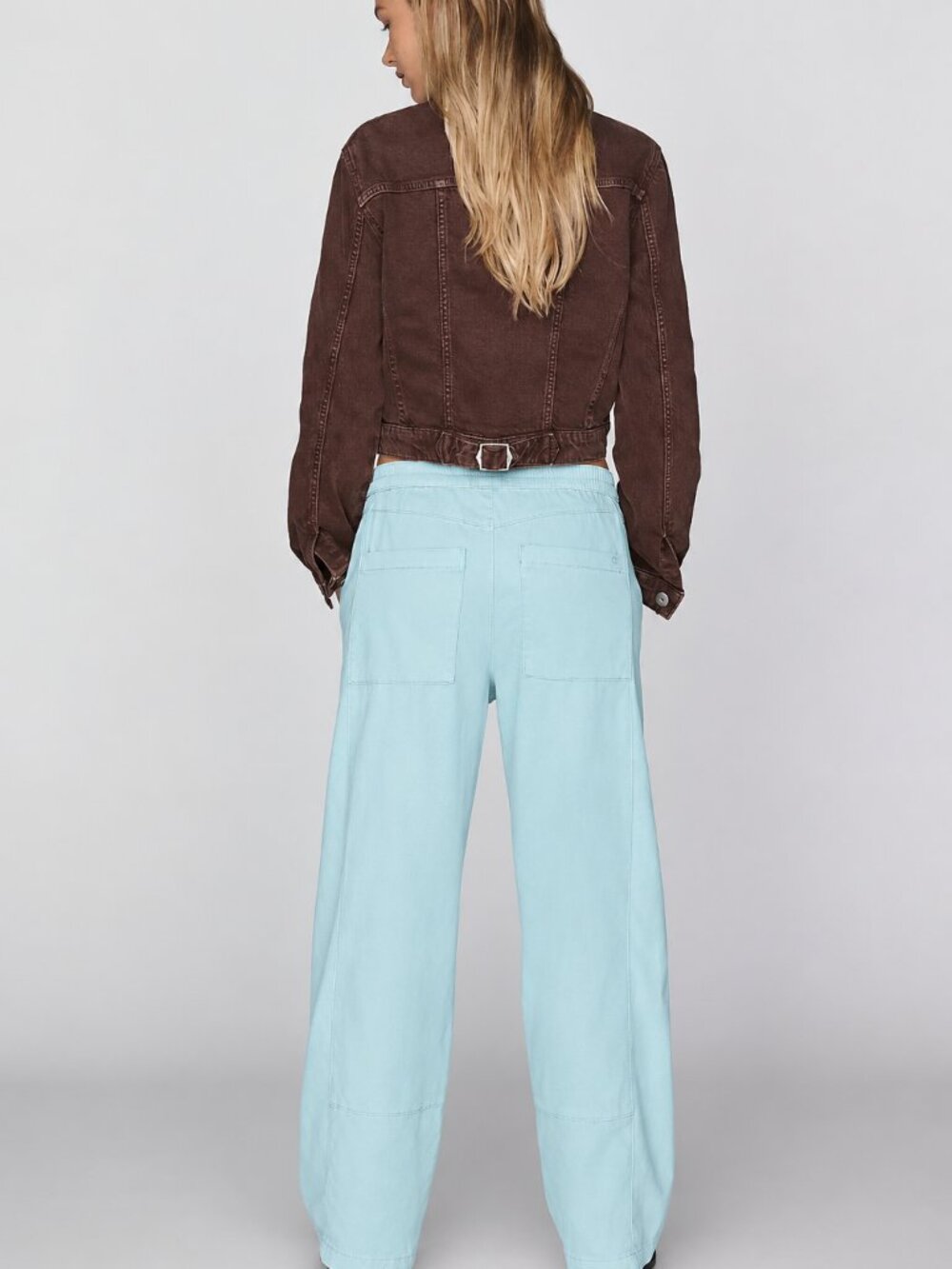 Anthropologie-Pilcro - Izzie Relaxed Pull on Barrel Pants - Robin's Egg Blue - M - Picture 2 of 7